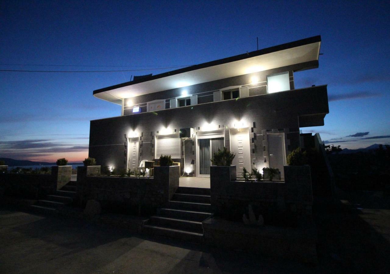 Le Gjero Luxury Villa Ксаміл Екстер'єр фото